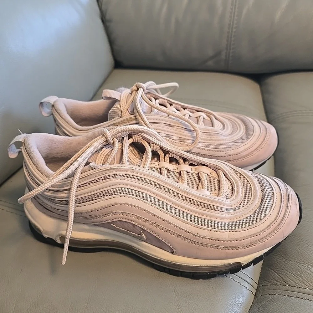 Nike women air