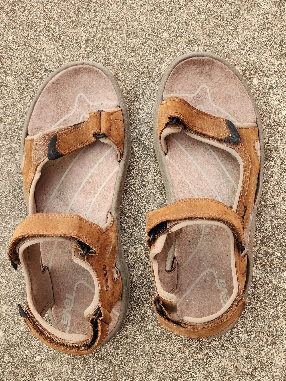 Teva Mens Langdon Brown Adjustable Leather Sport Sandals