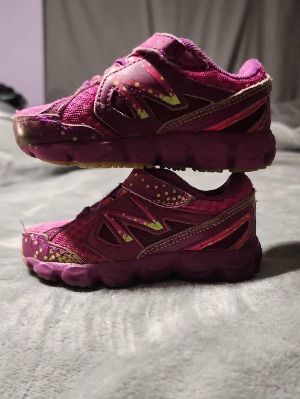 New Balance off panels style