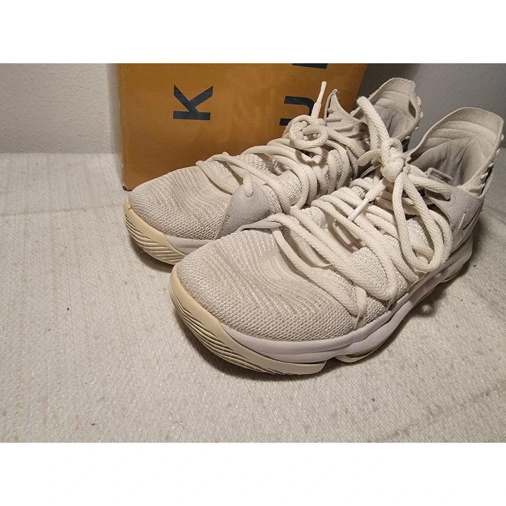 Nike these shoes