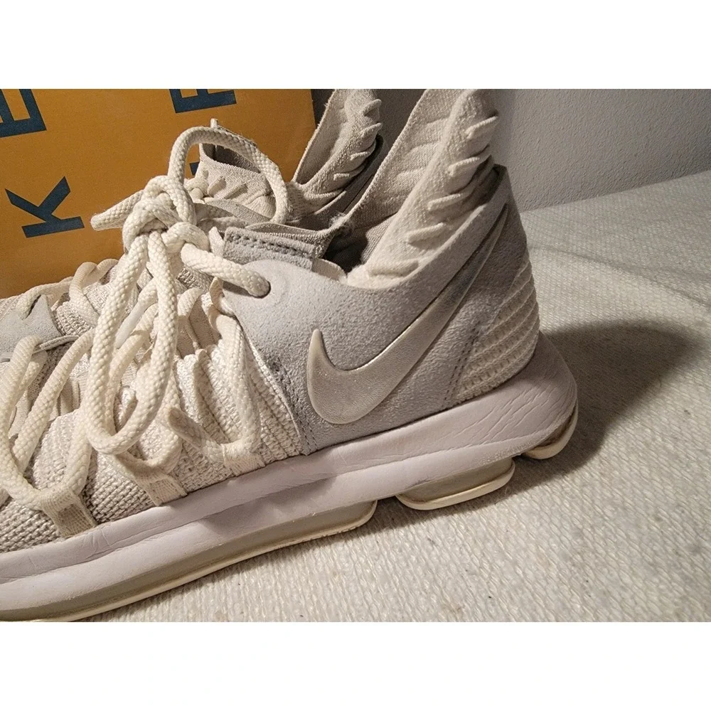 Nike these shoes