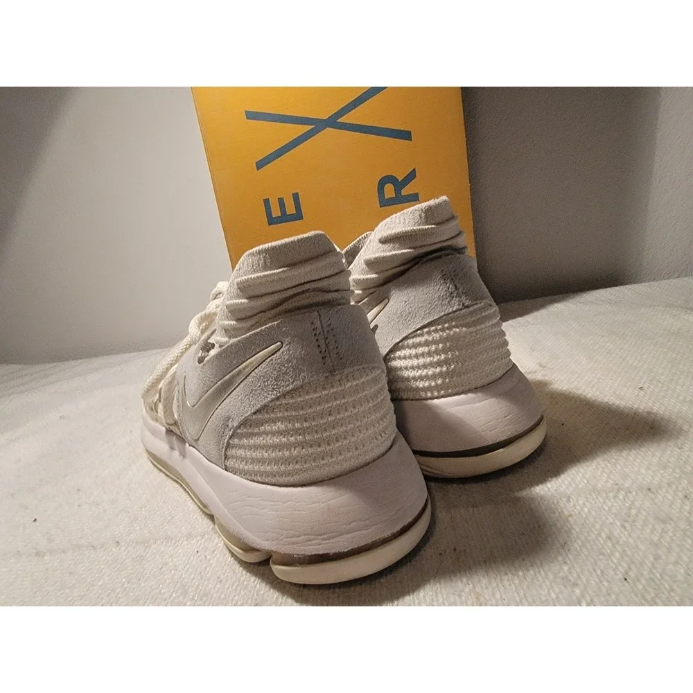 Nike these shoes