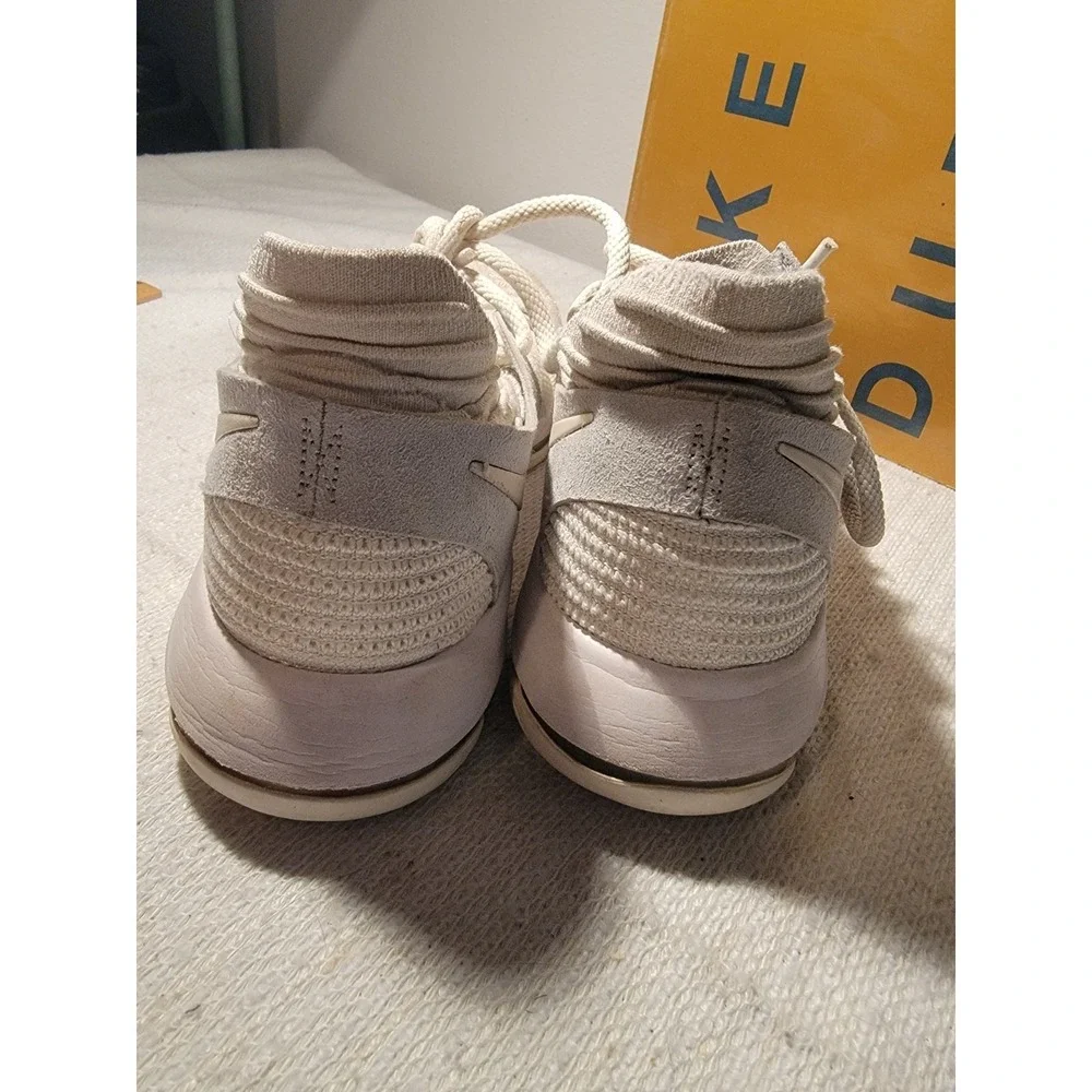 Nike these shoes