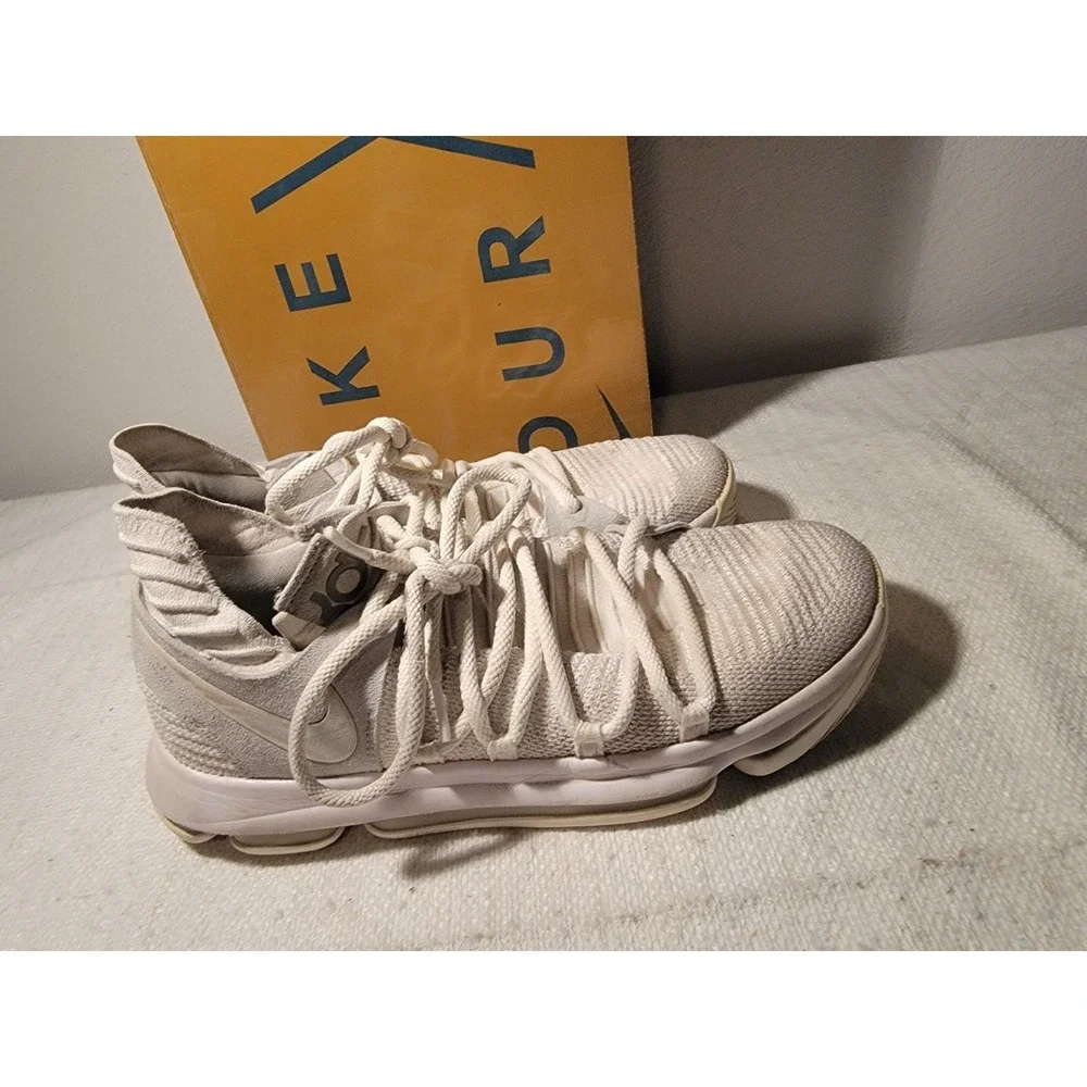 Nike these shoes