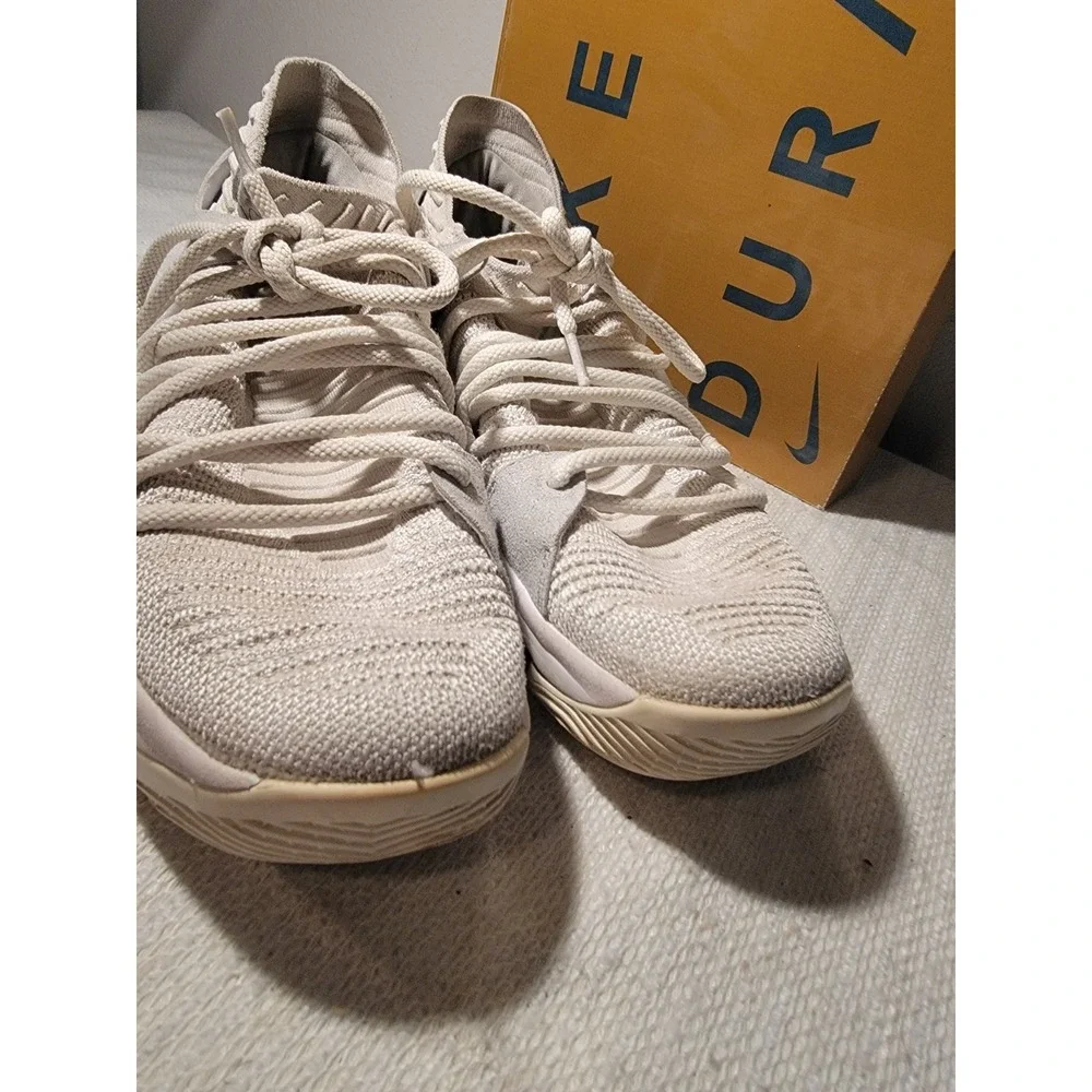 Nike these shoes