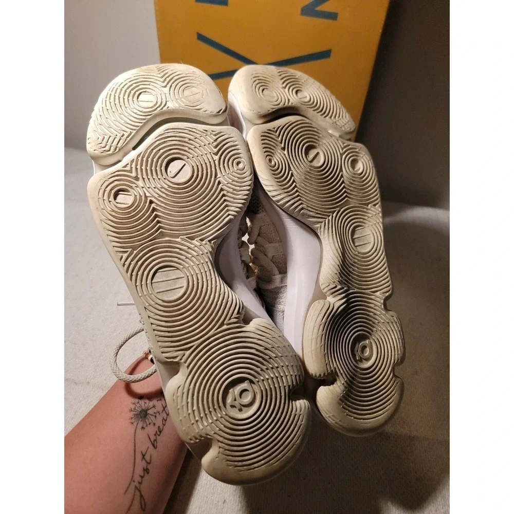Nike these shoes