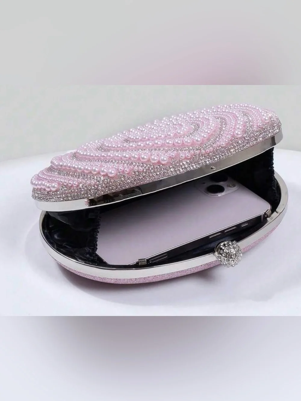 N/A elegant clutch