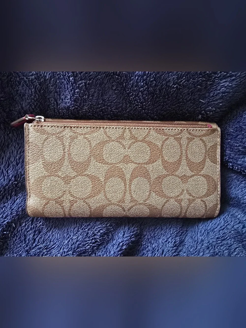 Coach classic continental
