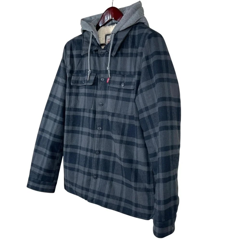 Levis tag size