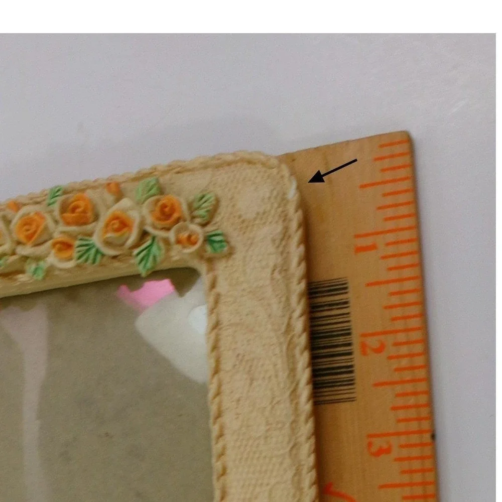 Vintage‎ Russ Berrie Victorian Lace Picture Frame Peach Resin Yellow Rose Flawed
