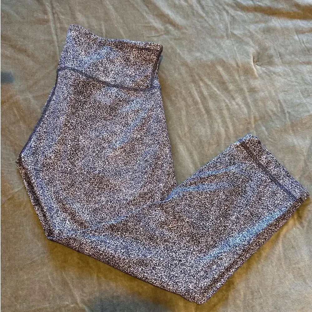 Lululemon Wunder Under Crop III in Rio Mist White Black