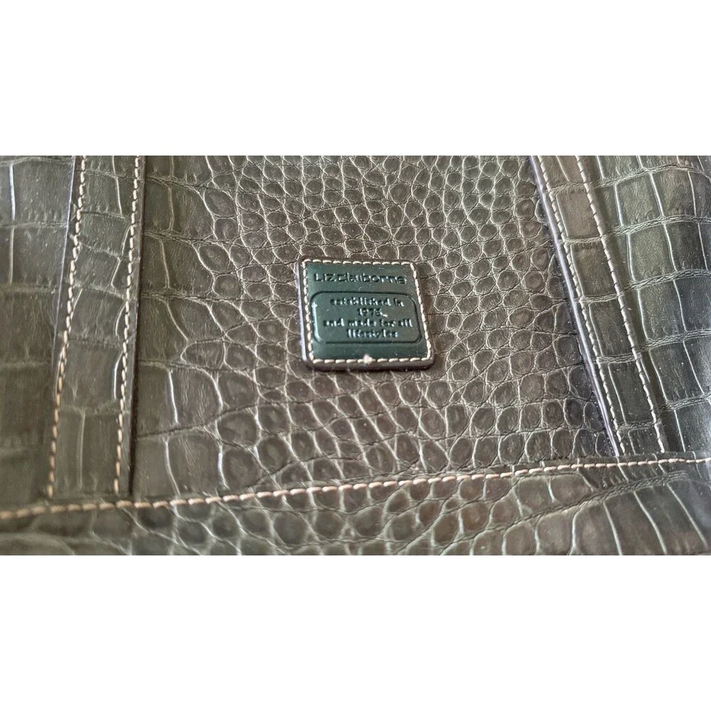 Liz Claiborne ## liz