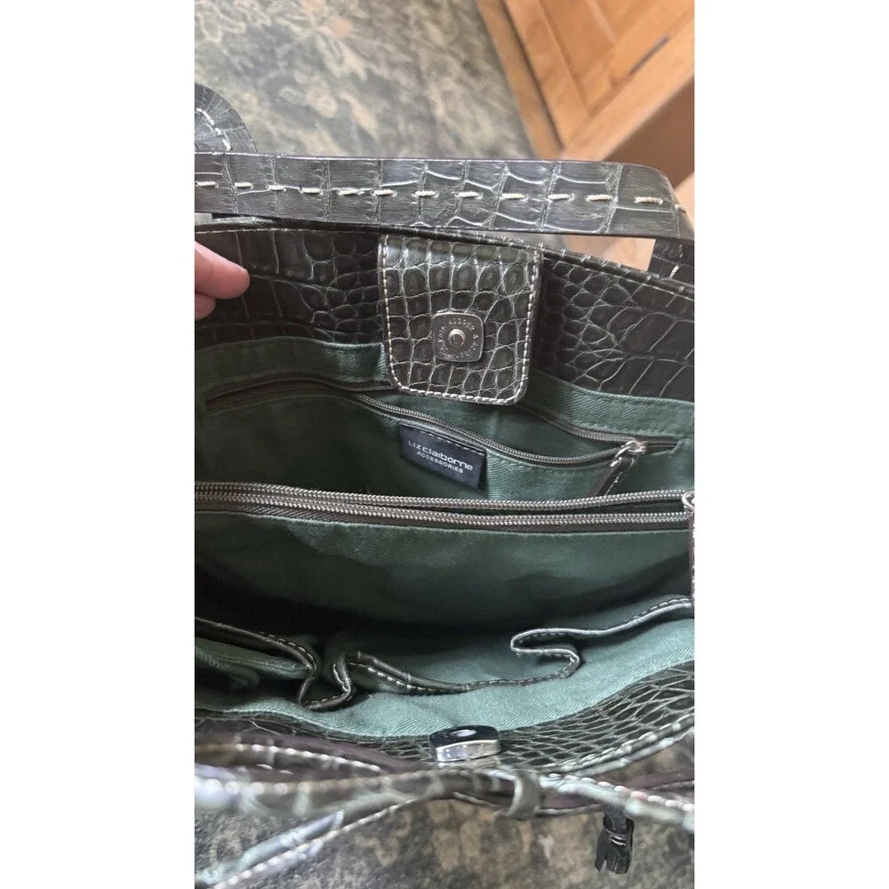 Liz Claiborne ## liz