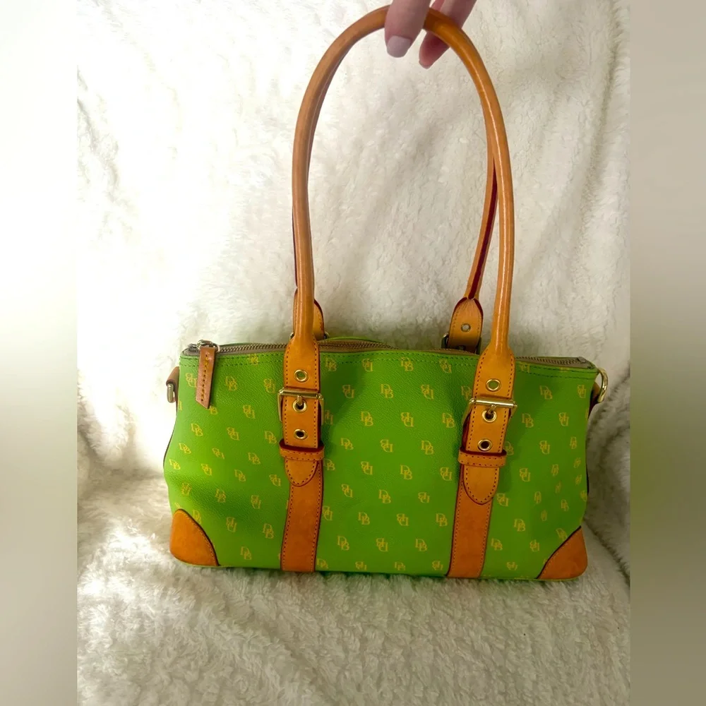 Dooney & Bourke stylish green