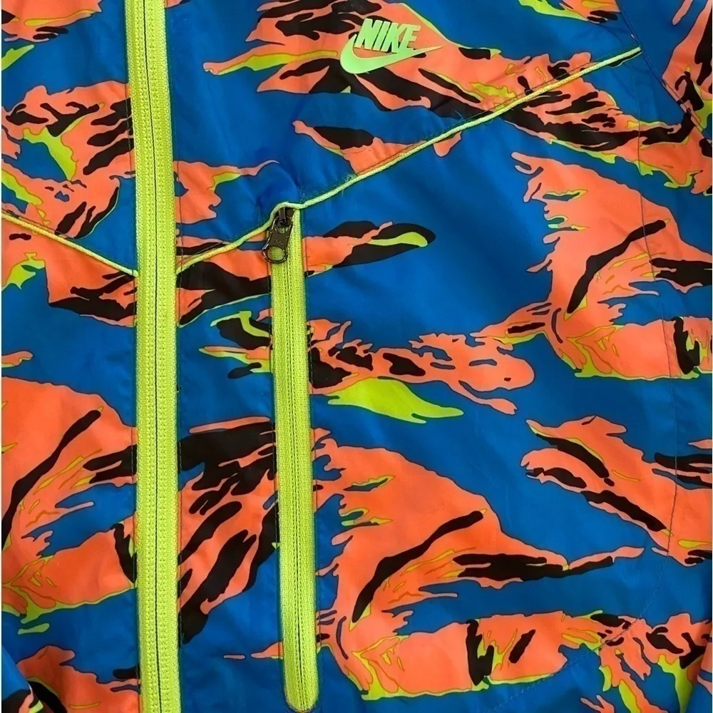 Nike women packable