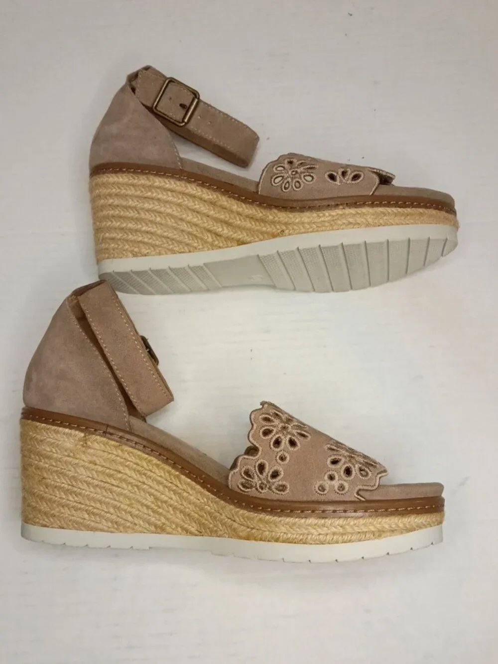 Nicole “nice” taupe