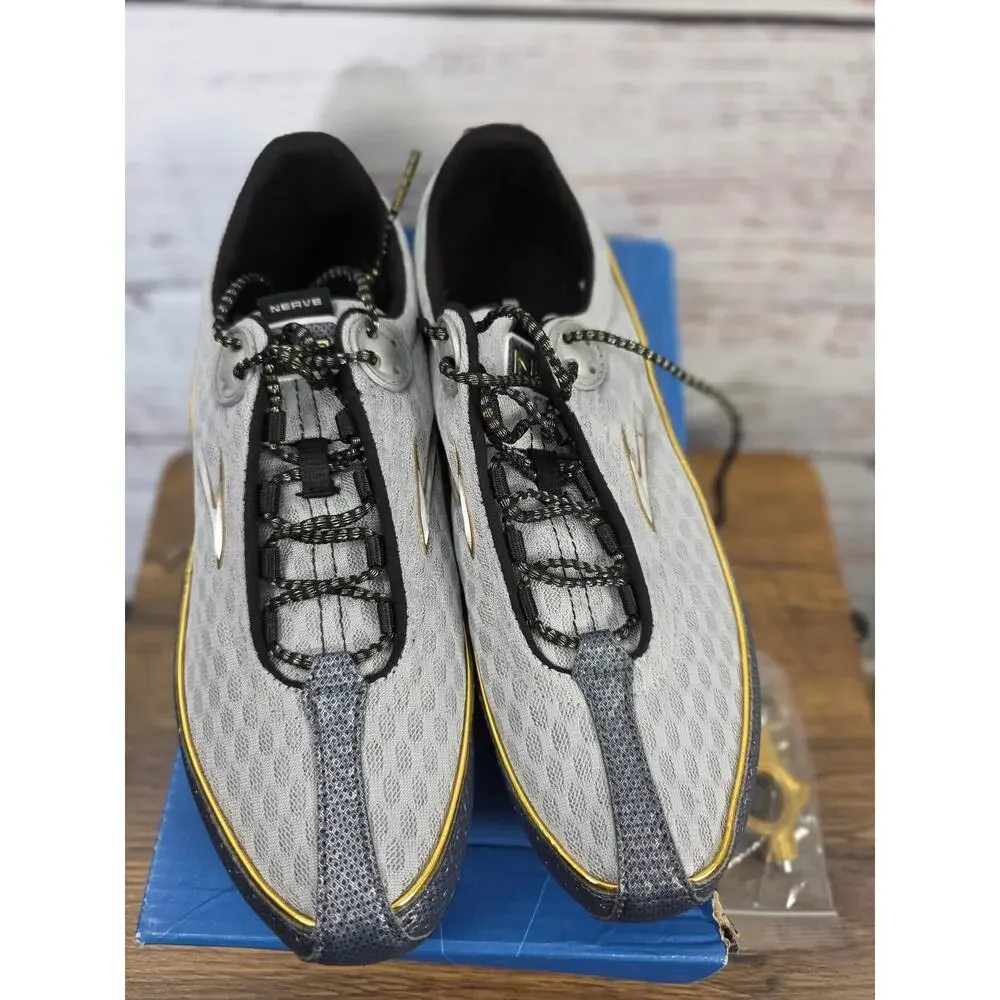 Brooks brand new