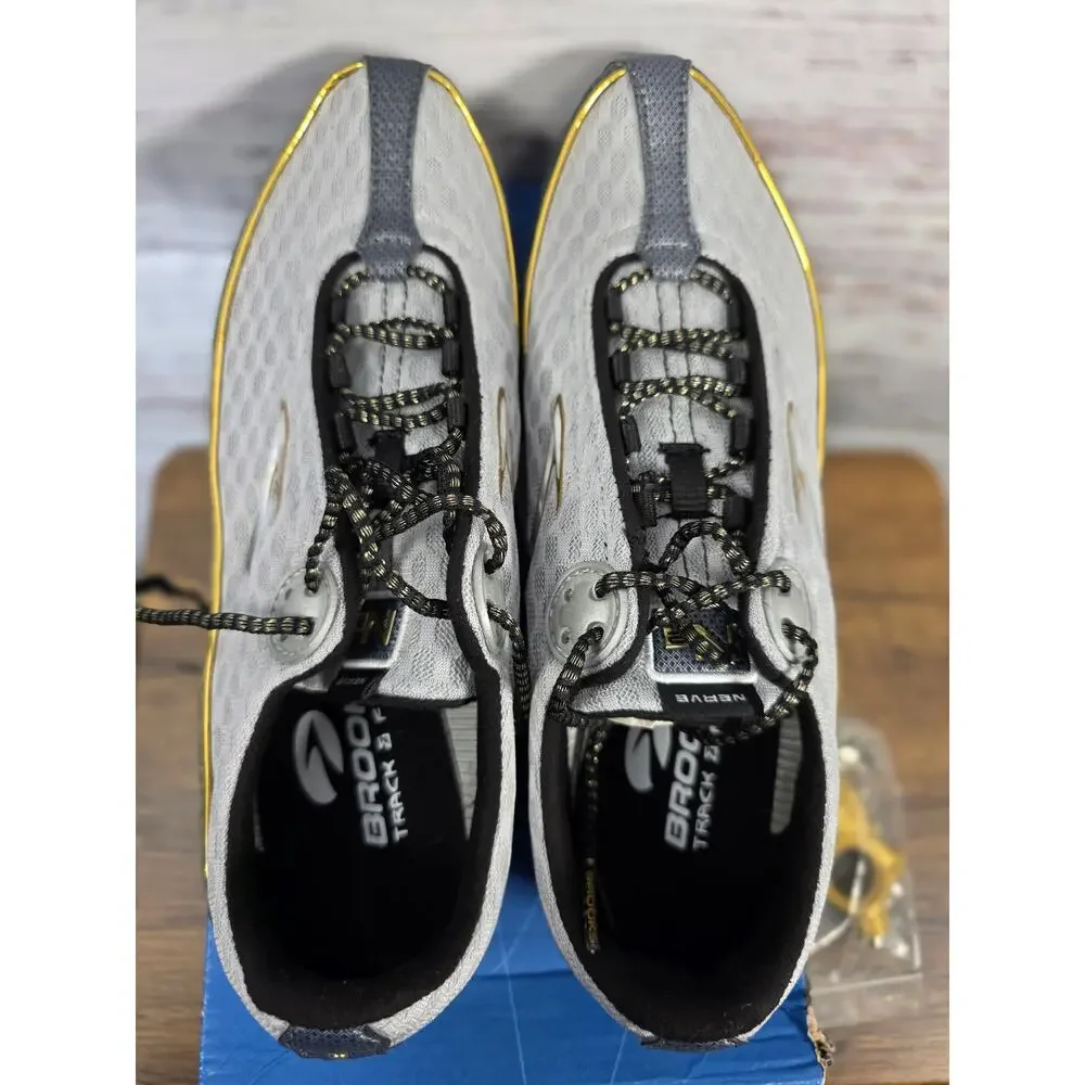 Brooks brand new