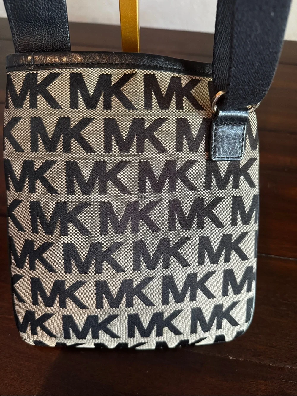 Michael Kors compact michael