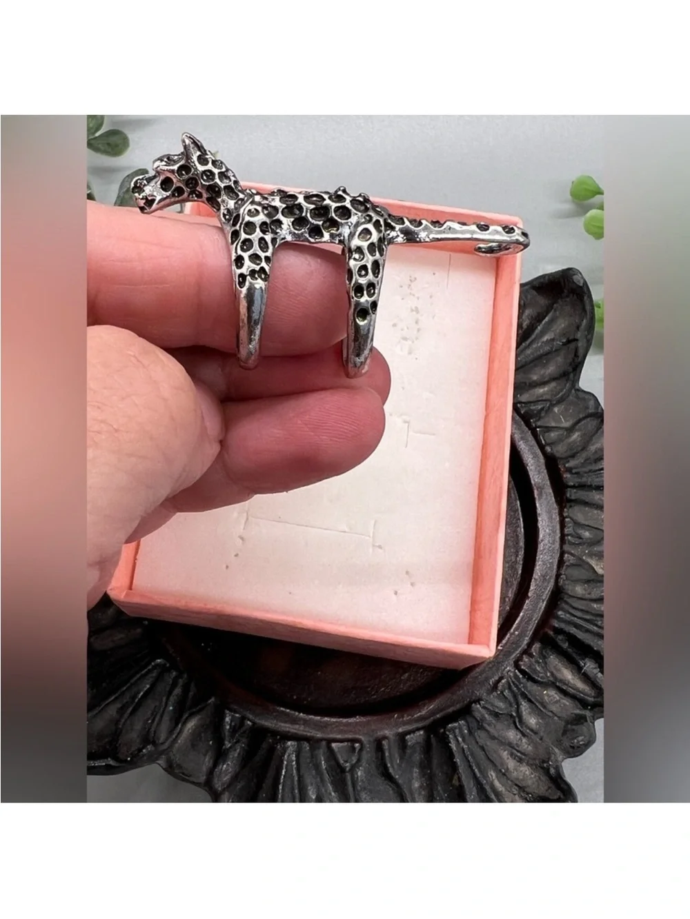 N/A stylish silver