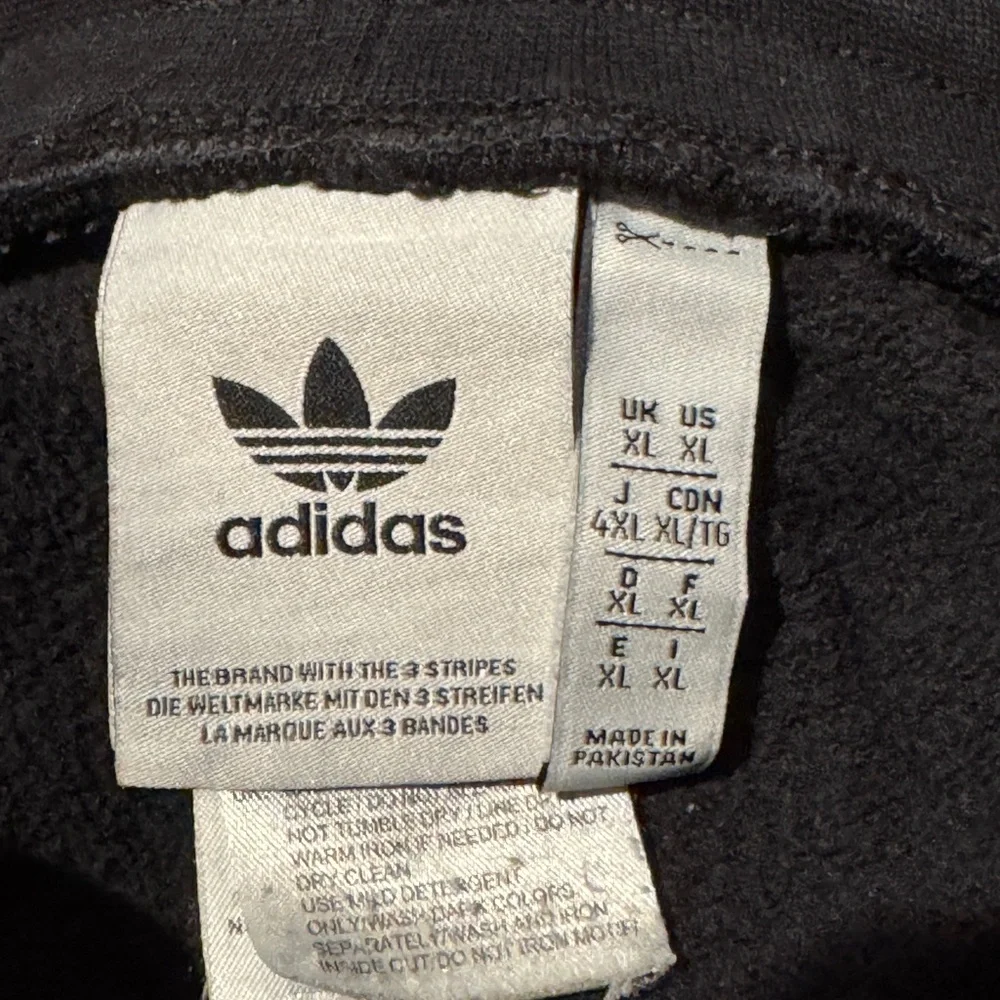 adidas men joggers