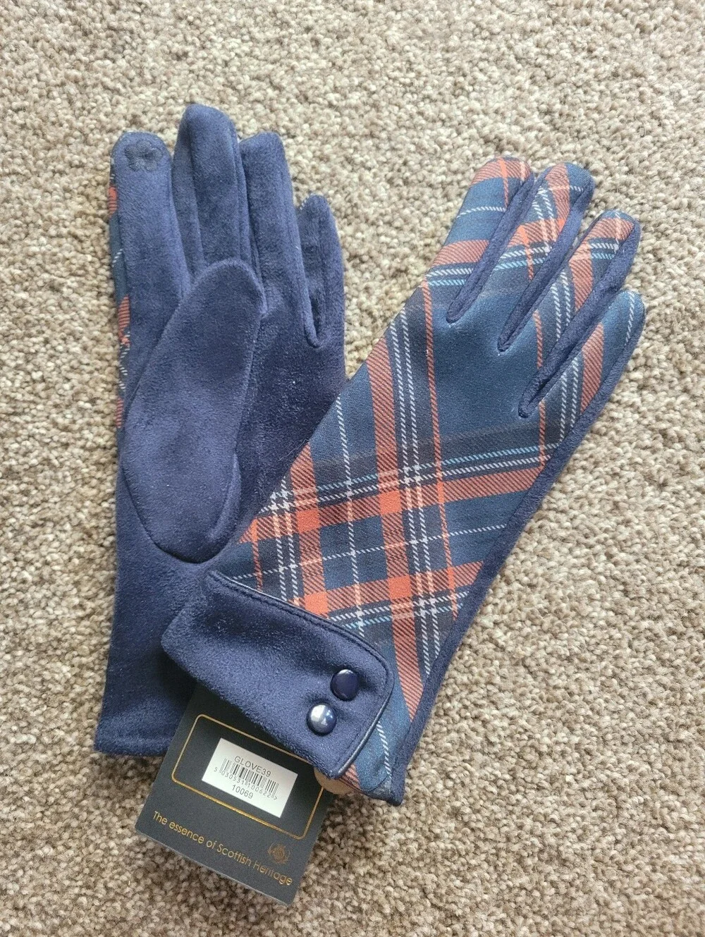 N/A cute gloves