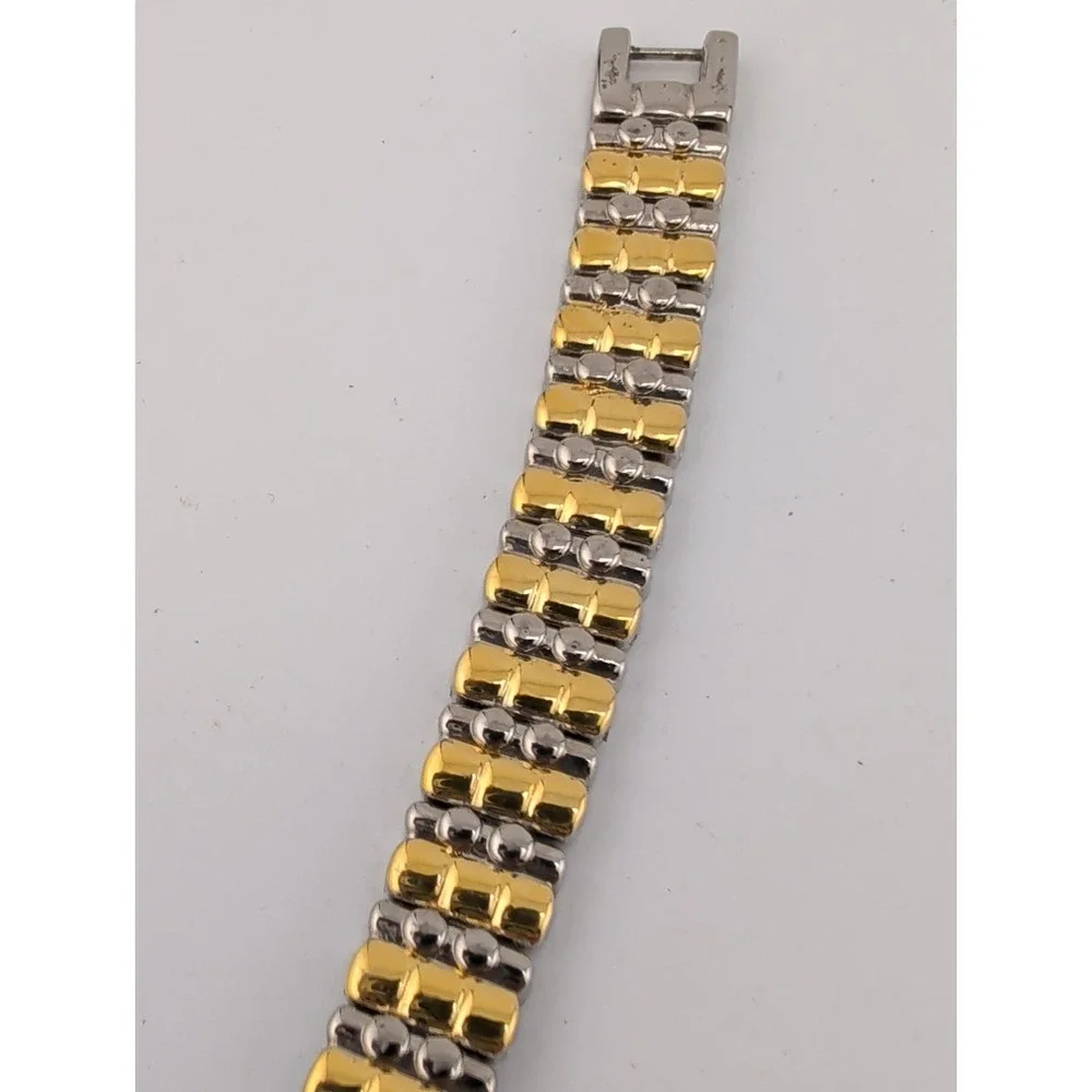 Gloria Vanderbilt II Women's Watch 17mm Case Two Tone 6.75