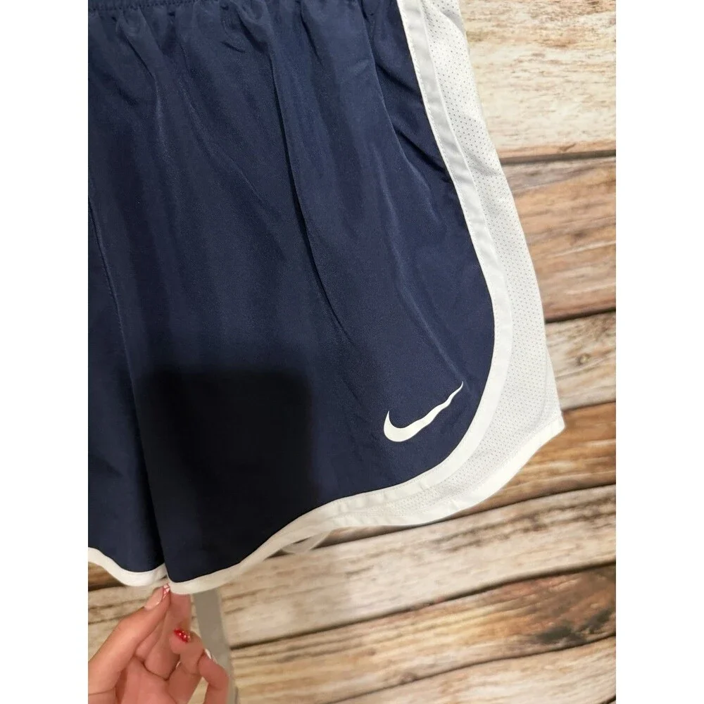 Nike smoke fairly
