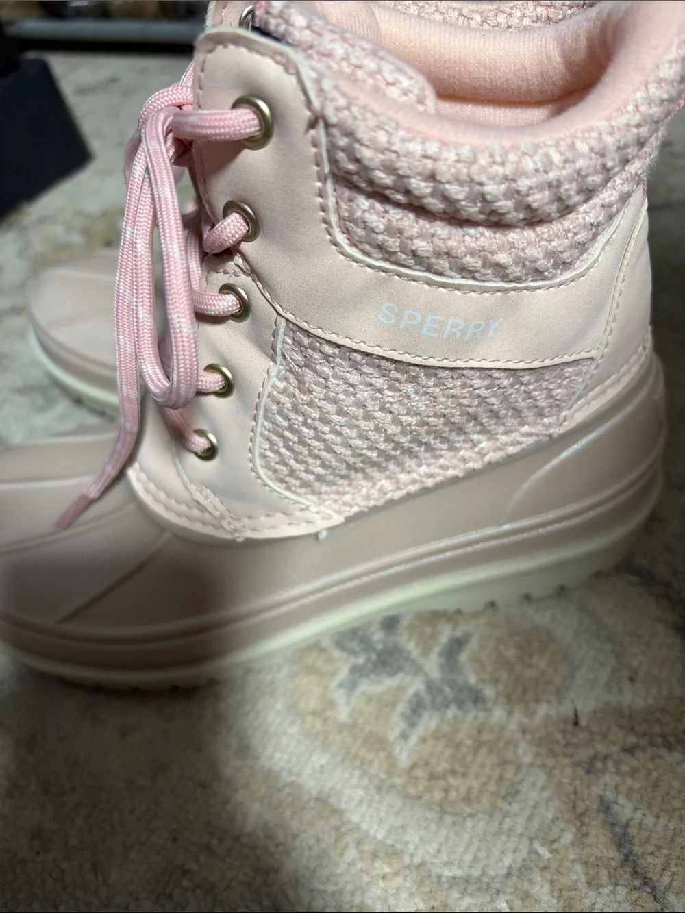 Sperry cute blush