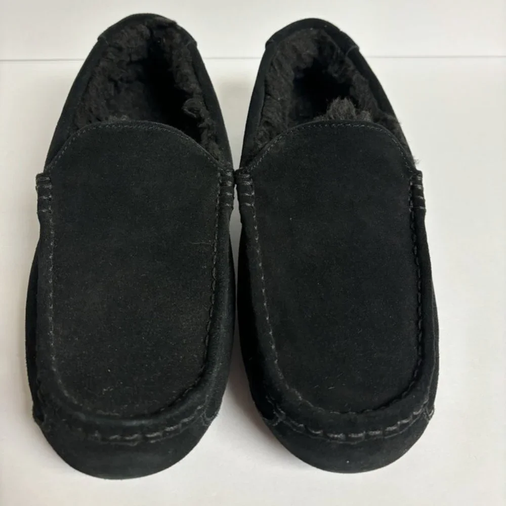 Koolaburra slippers are