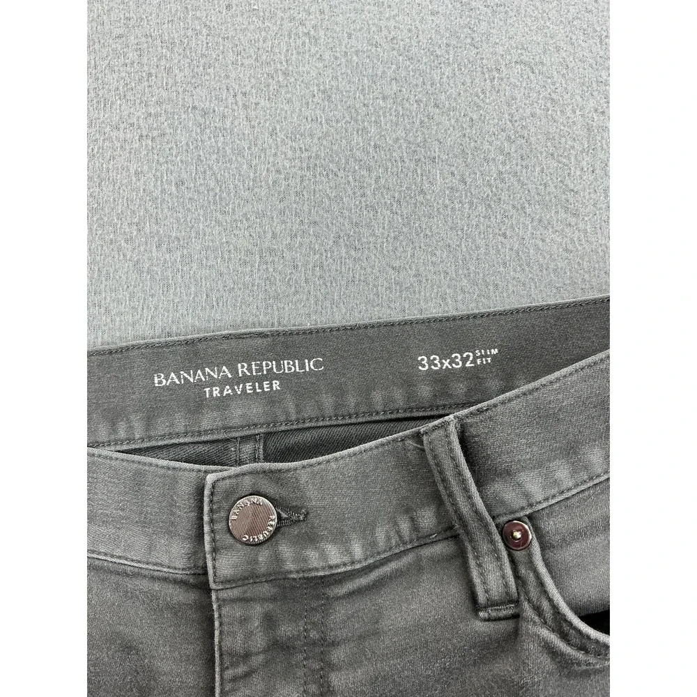 Banana Republic brand banana