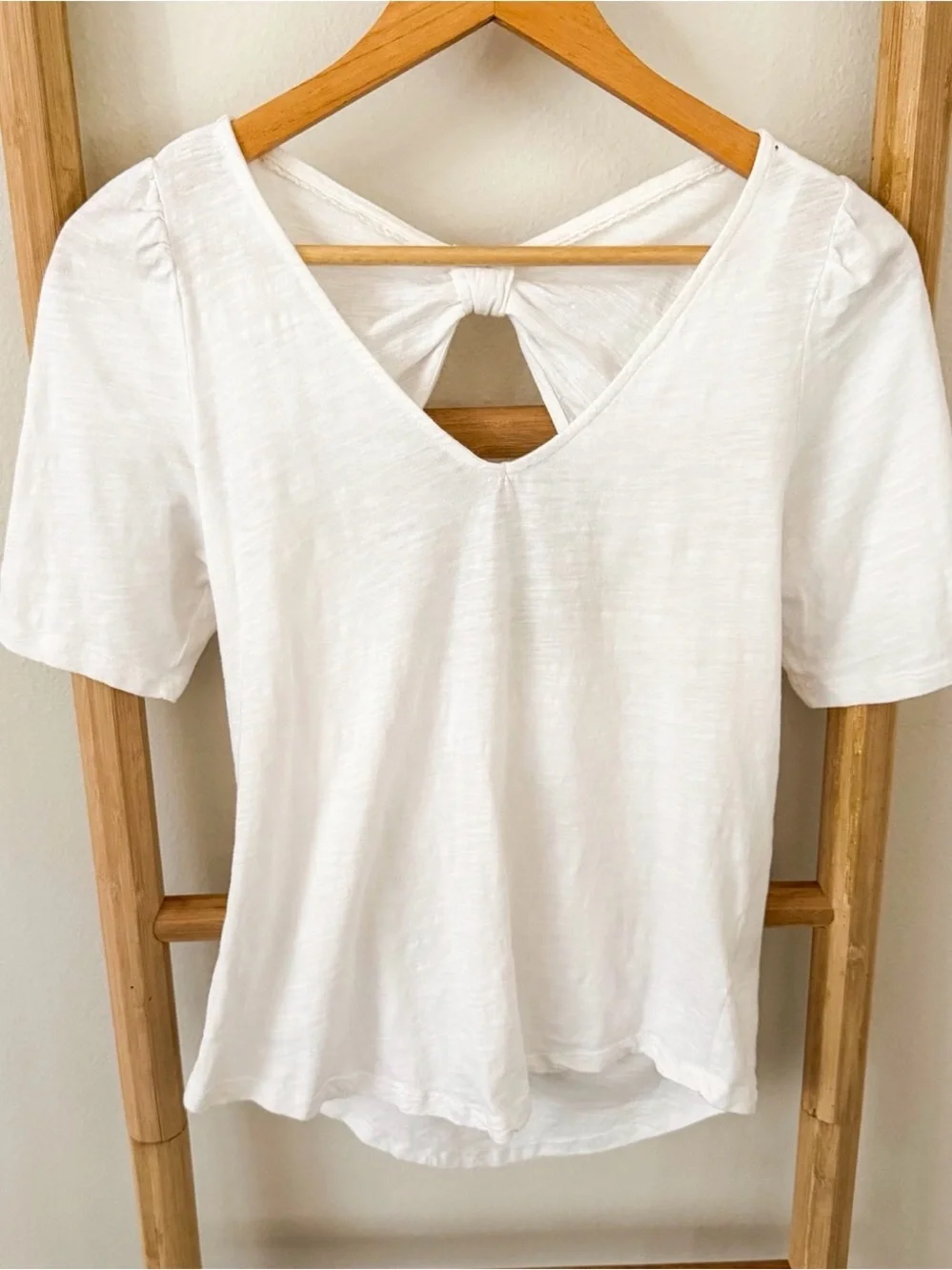 Meadow Rue Anthropologie White Bow Back Tee Puff Sleeve Top Size Small