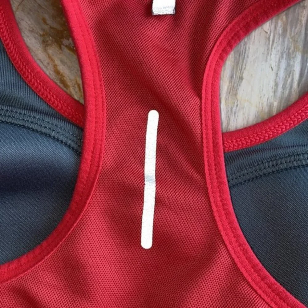 Nike women victory