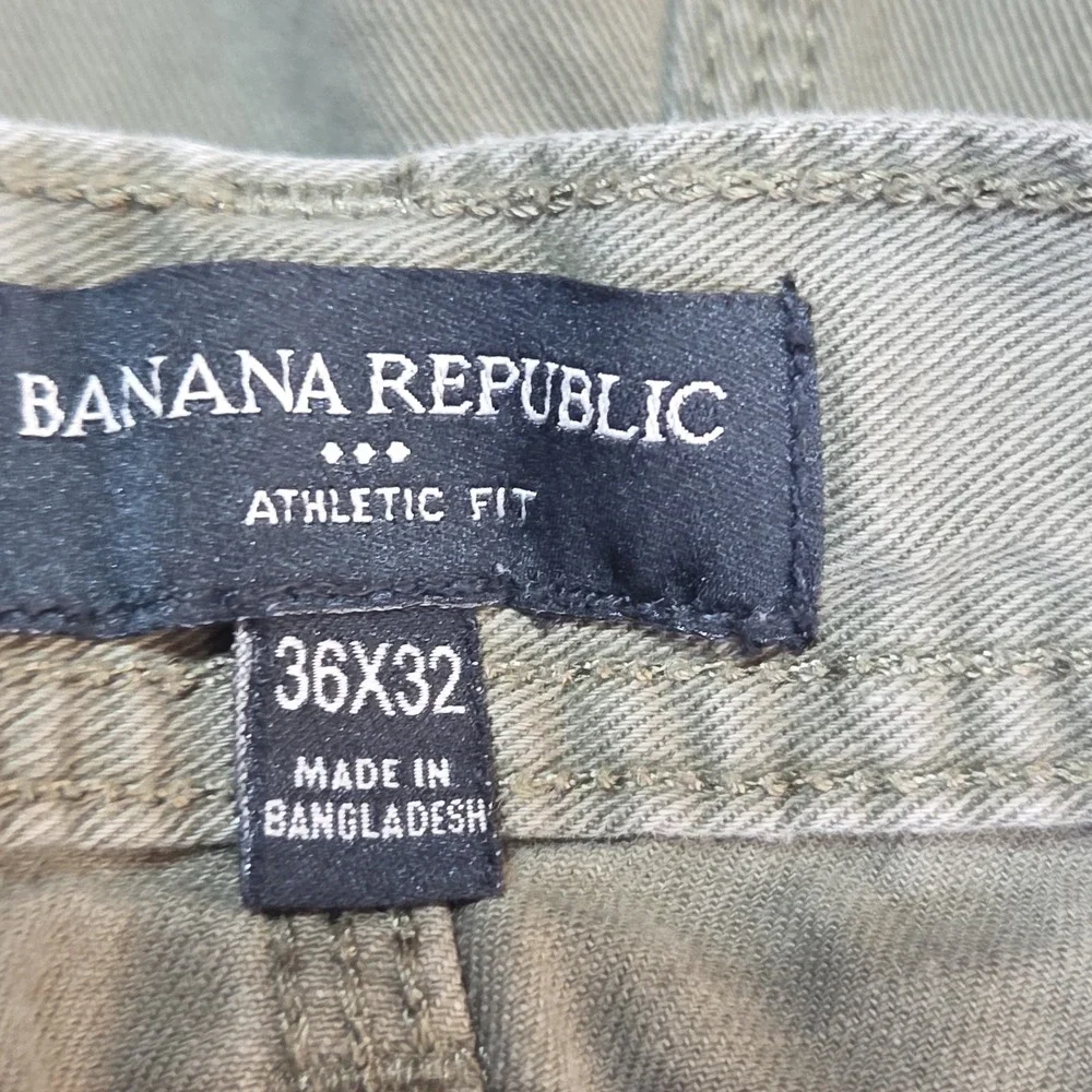 Banana Republic classic banana