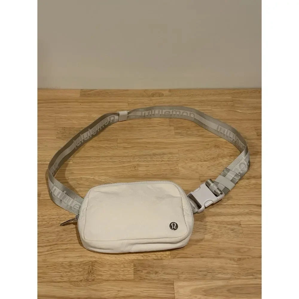 lululemon athletica this belt