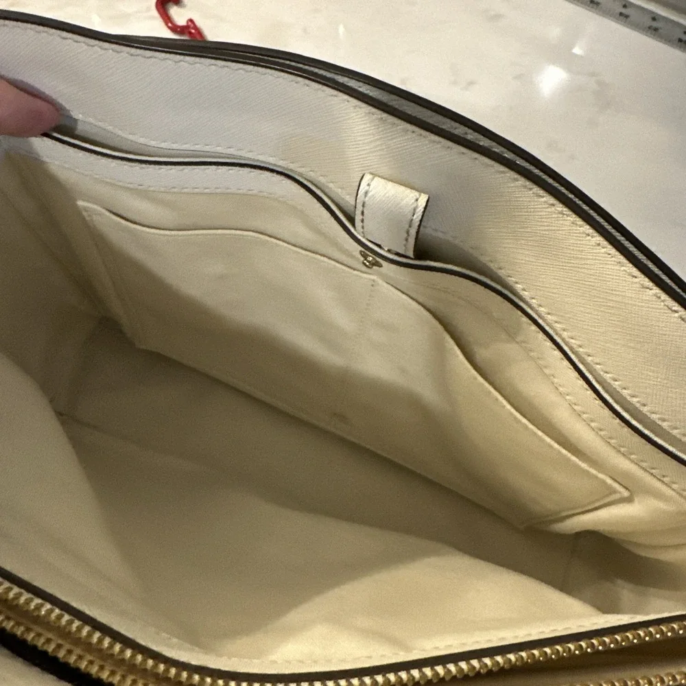Tory Burch tory burch