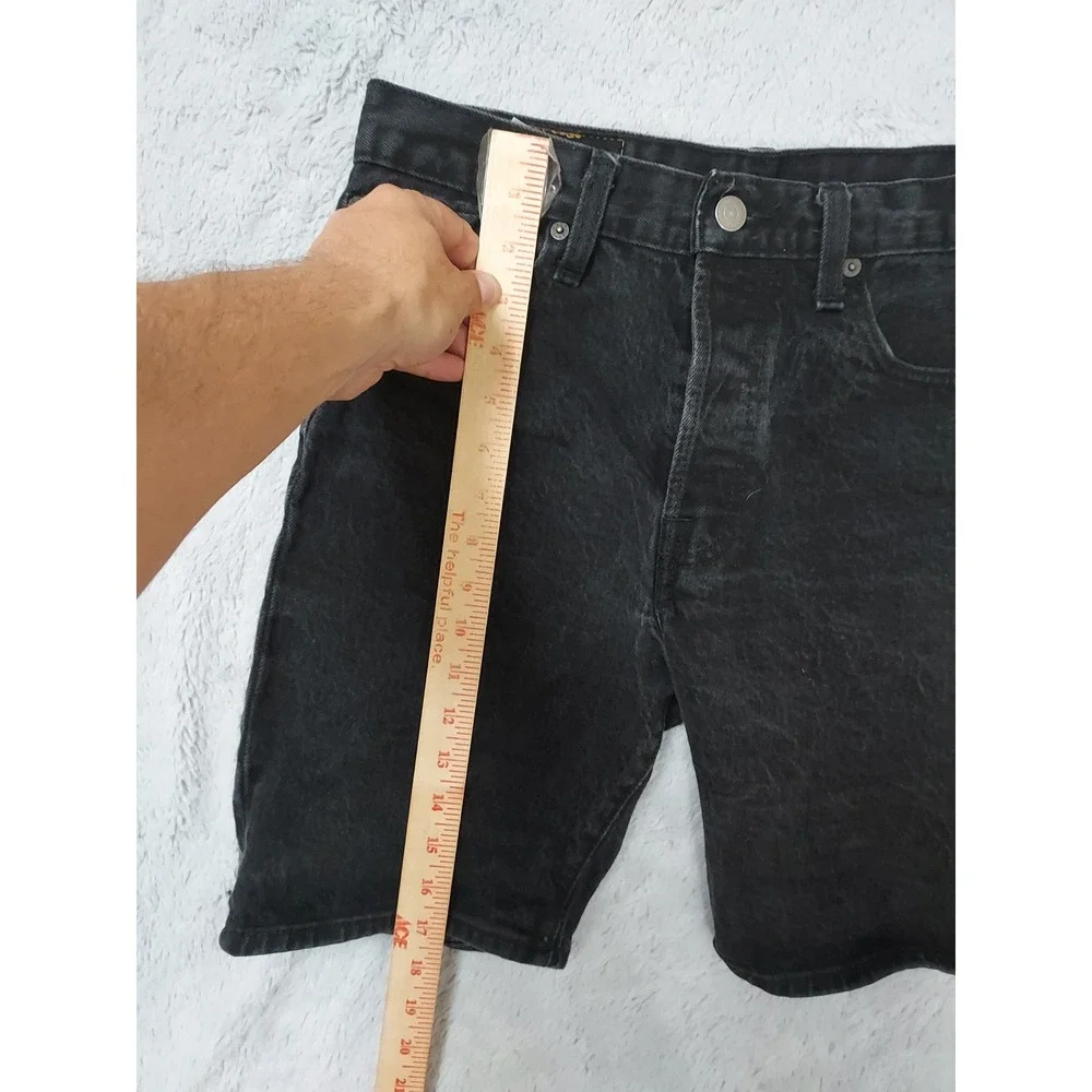 Levis item very