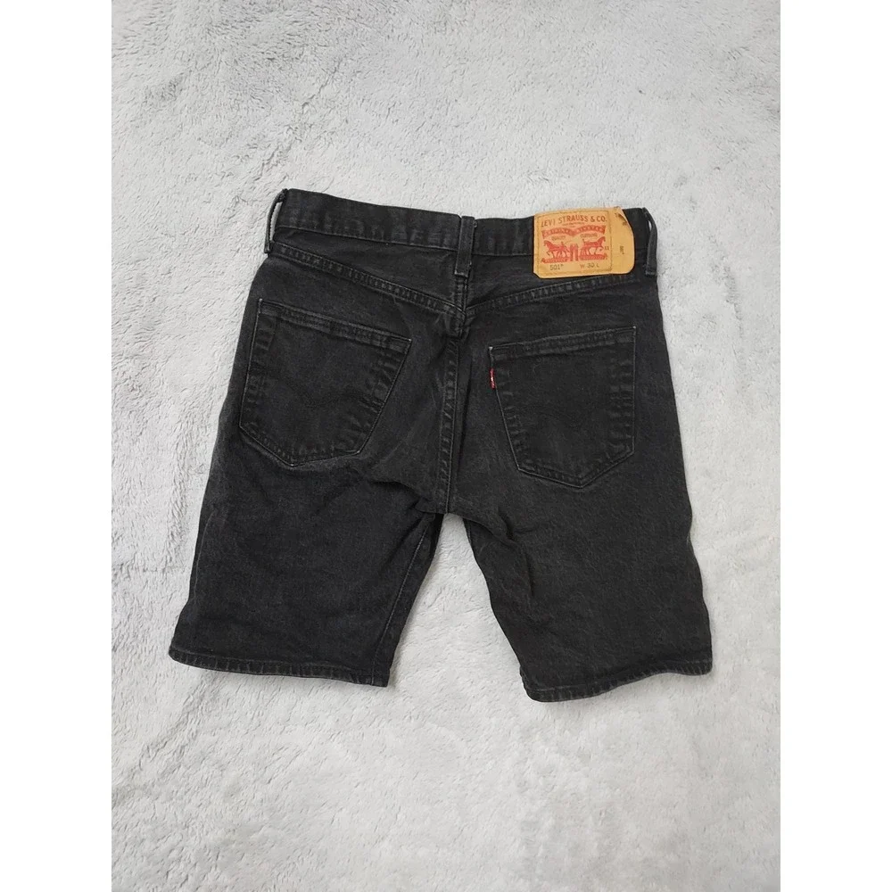Levis item very