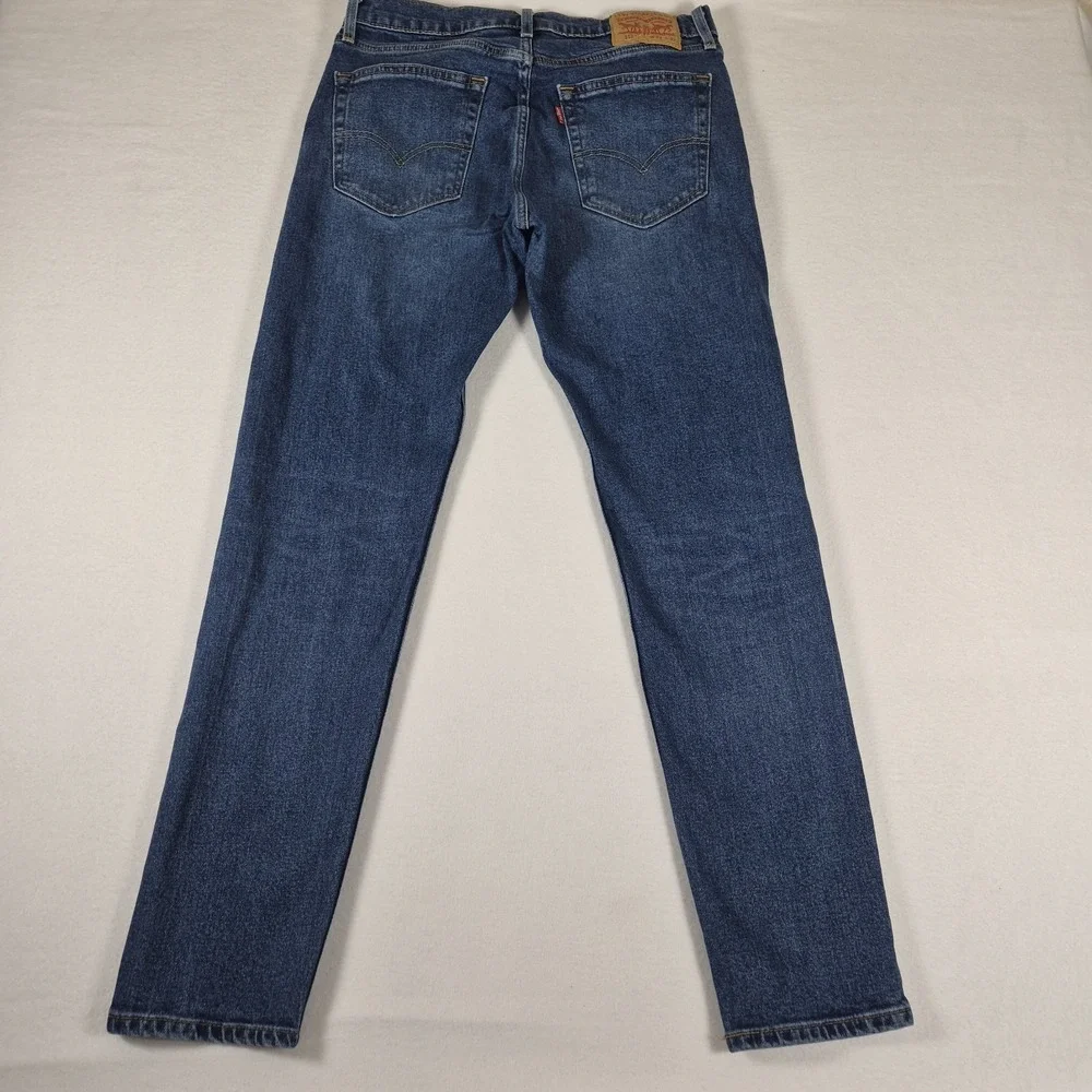 Levis item description