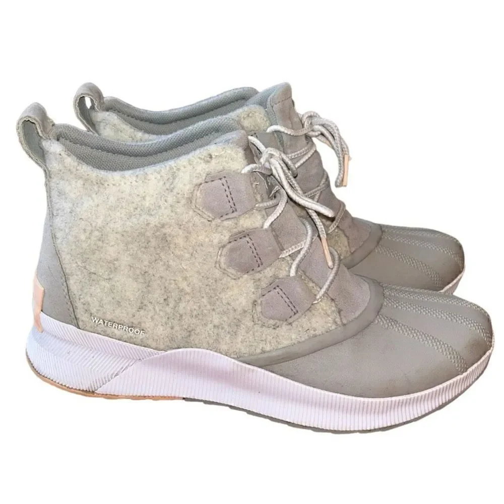 Sorel Out N About III Classic Leather Boot In Dove Peach Size Women’s 10
