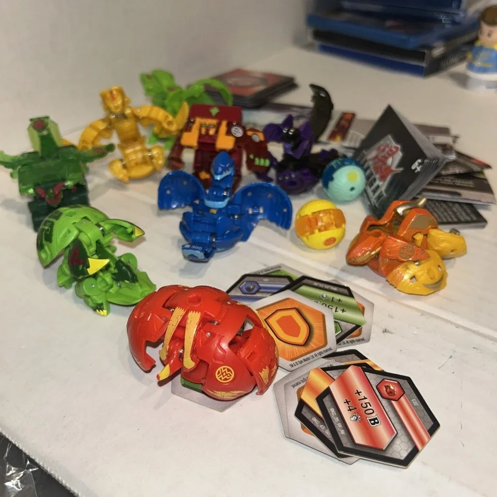 Bakugan Battle Brawlers Figure, Cards,‎ And Magnet Lot A4