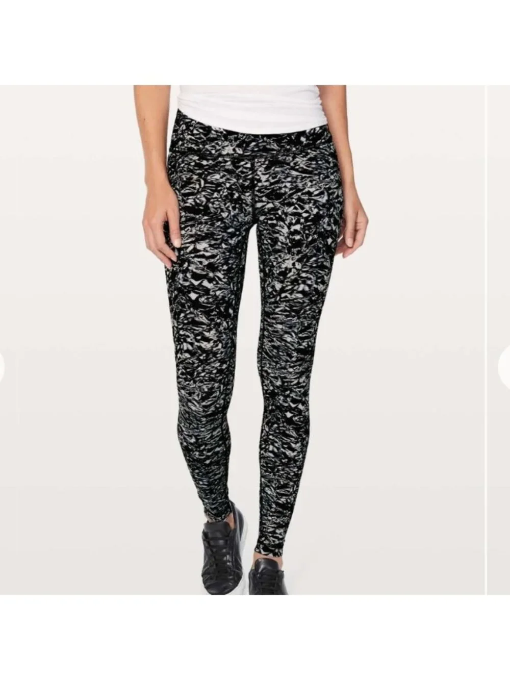 Lululemon Wunder Under Hi-Rise Tight 28