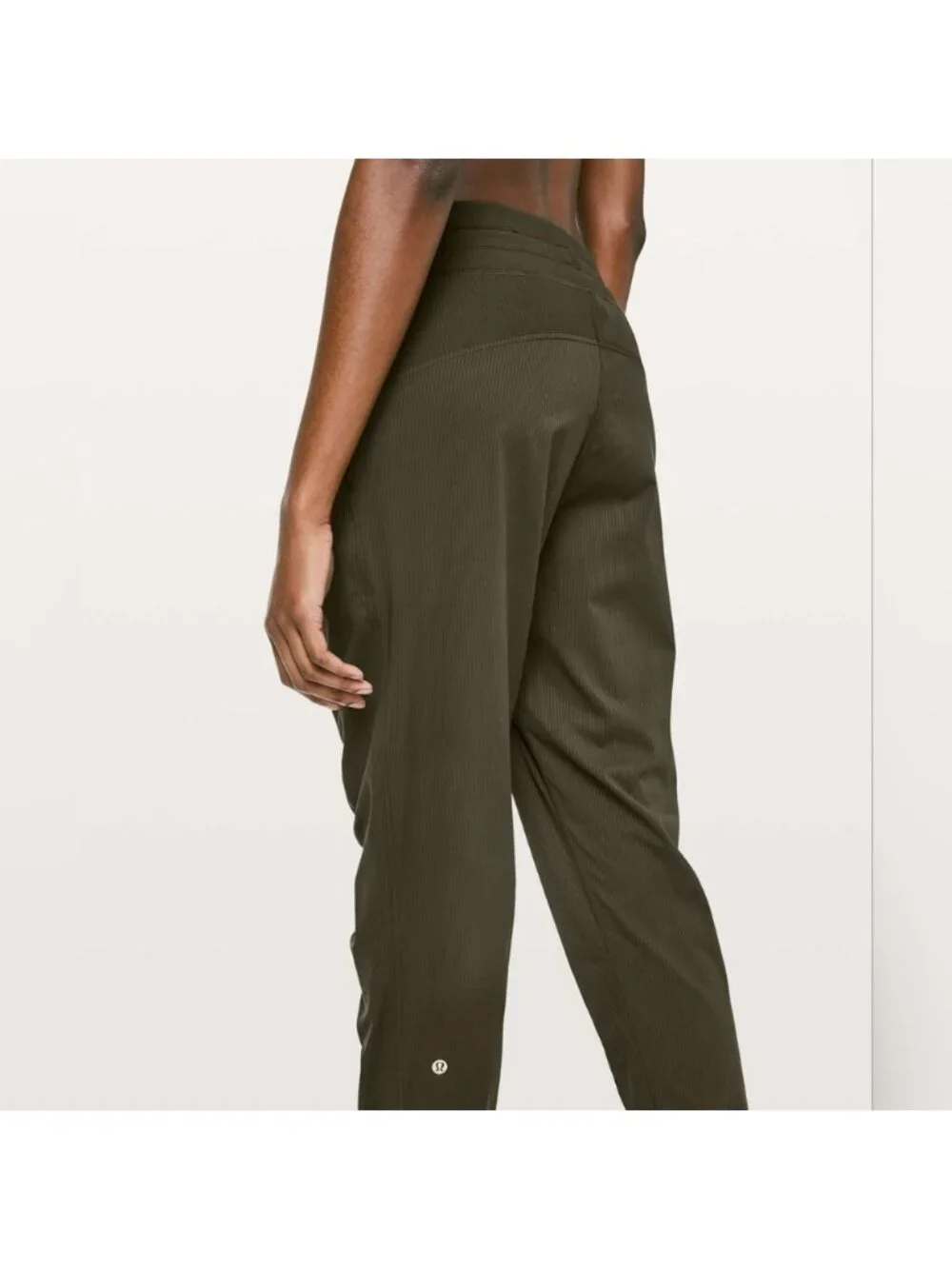 Lululemon Dance Studio Jogger *29