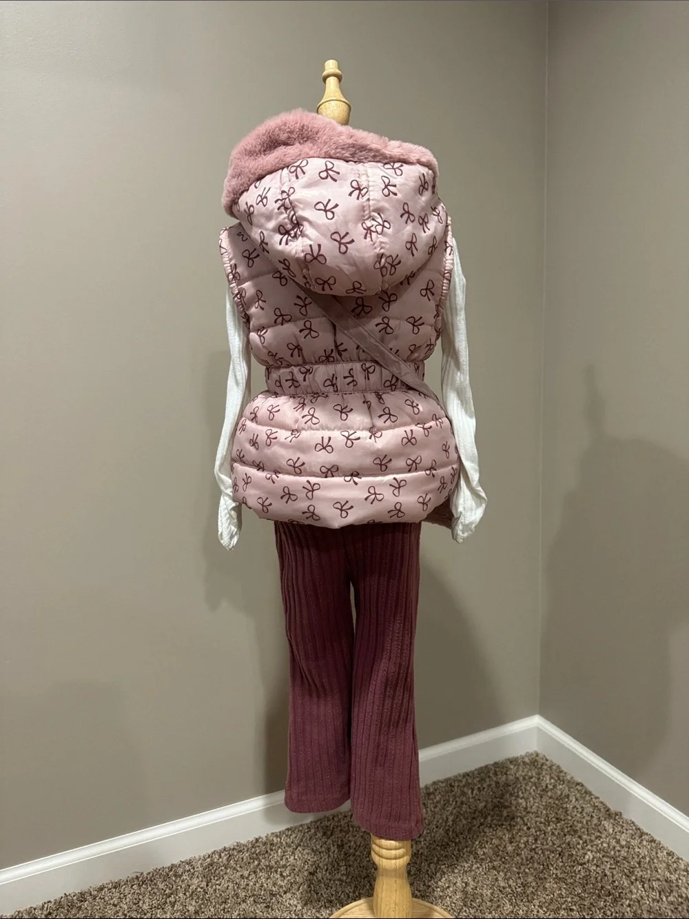 Nicole Miller New York cute pink