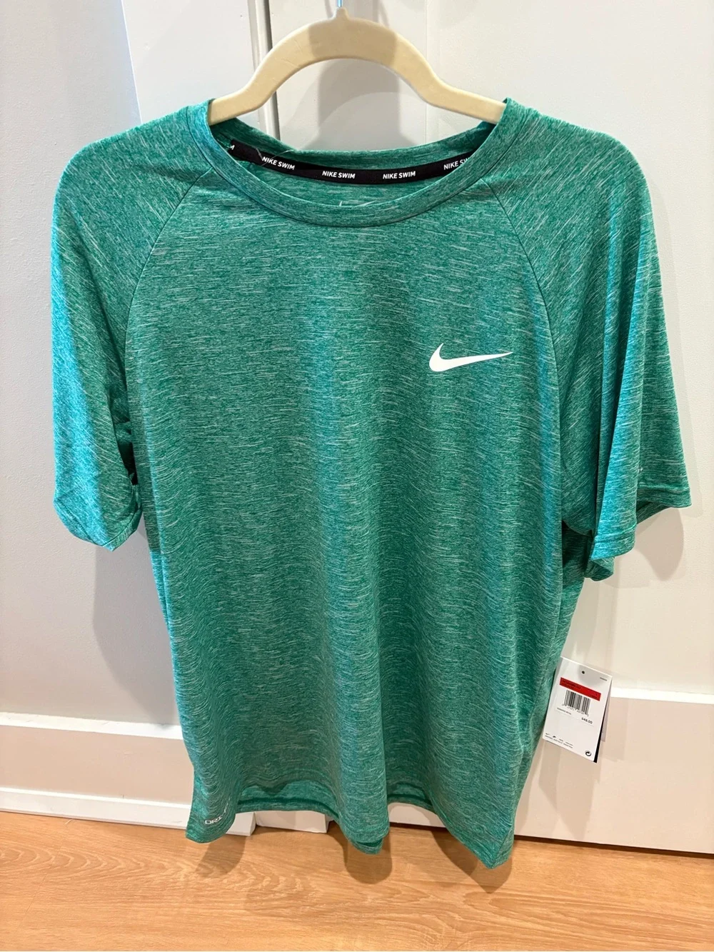 NEW Nike Men's Green Dri-FIT Short Sleeve Tee UPF 40 size LARGE