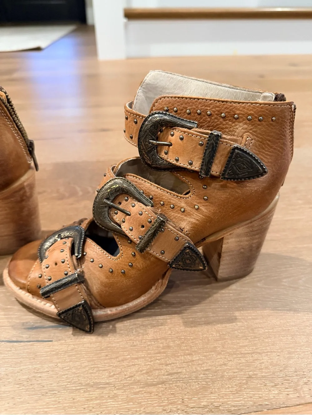 freebird leather slip