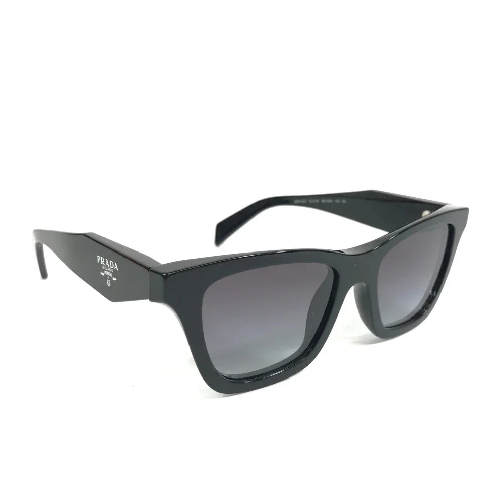 Prada do additionally