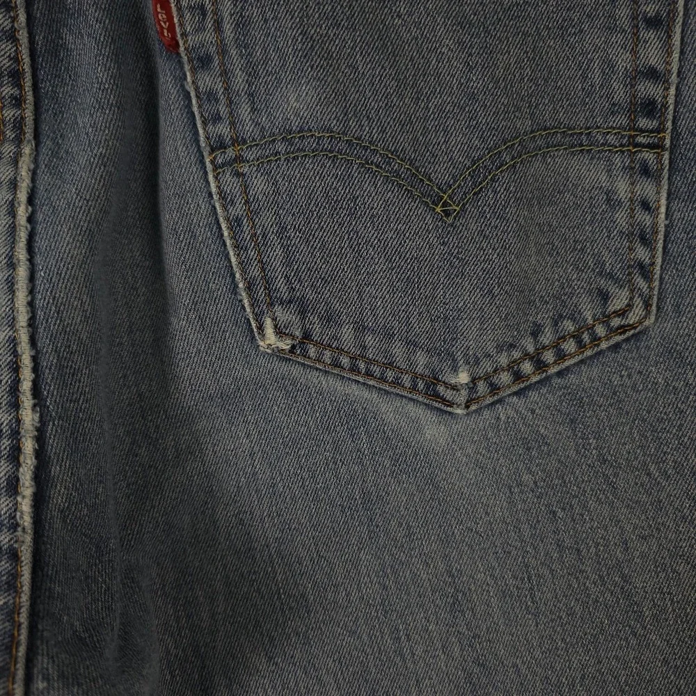 Levis levis 505