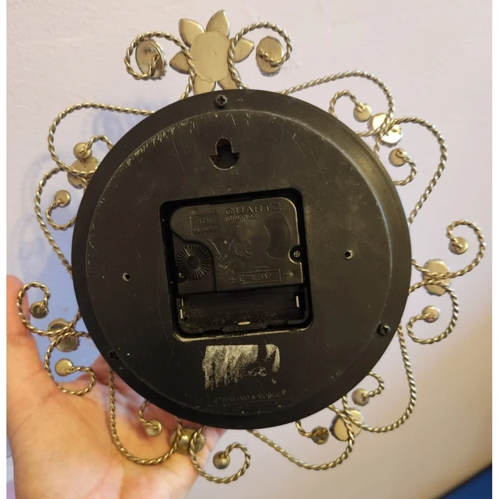 Clocks And Colours vintage royal