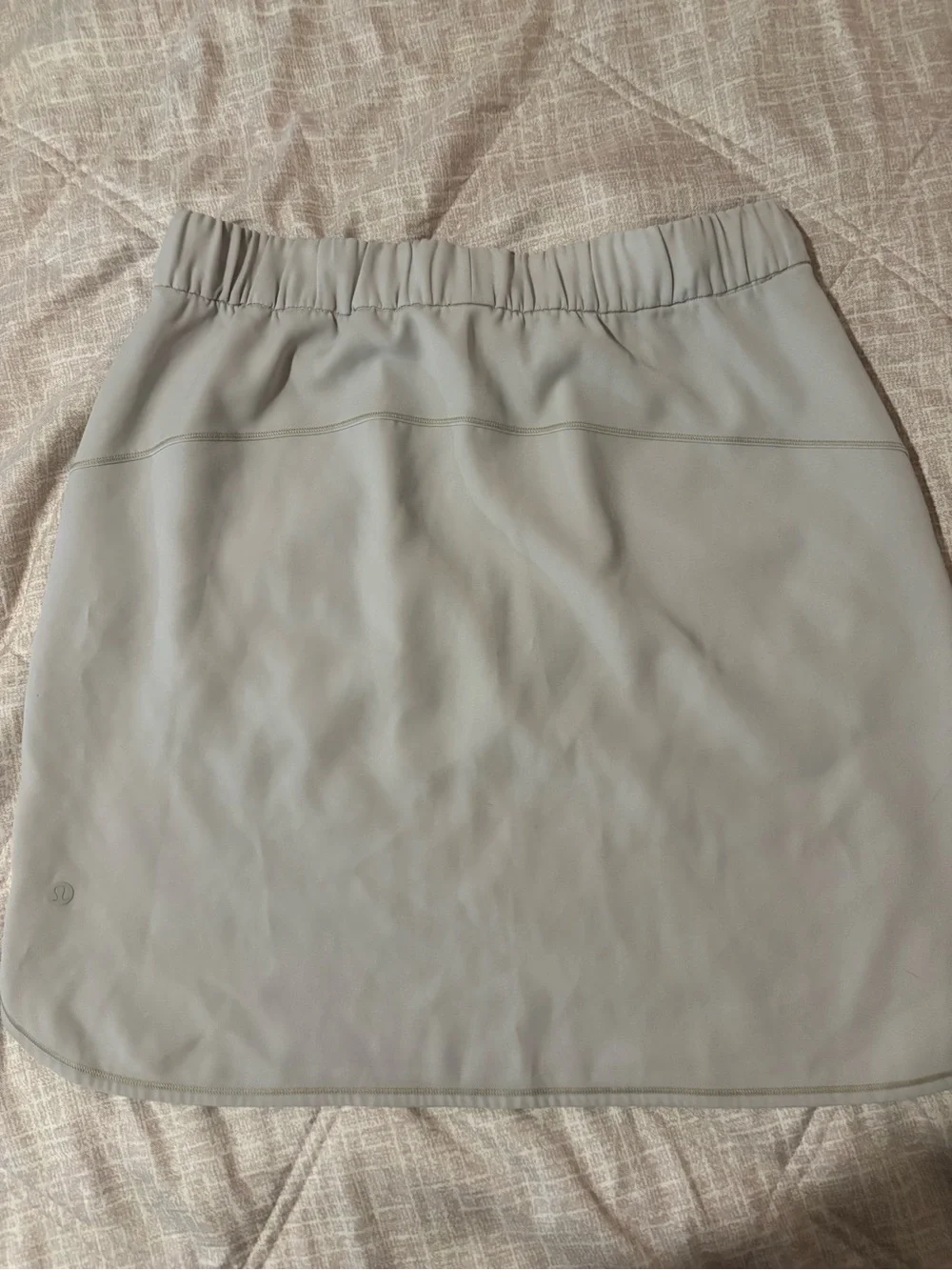 lululemon athletica elastic detailing